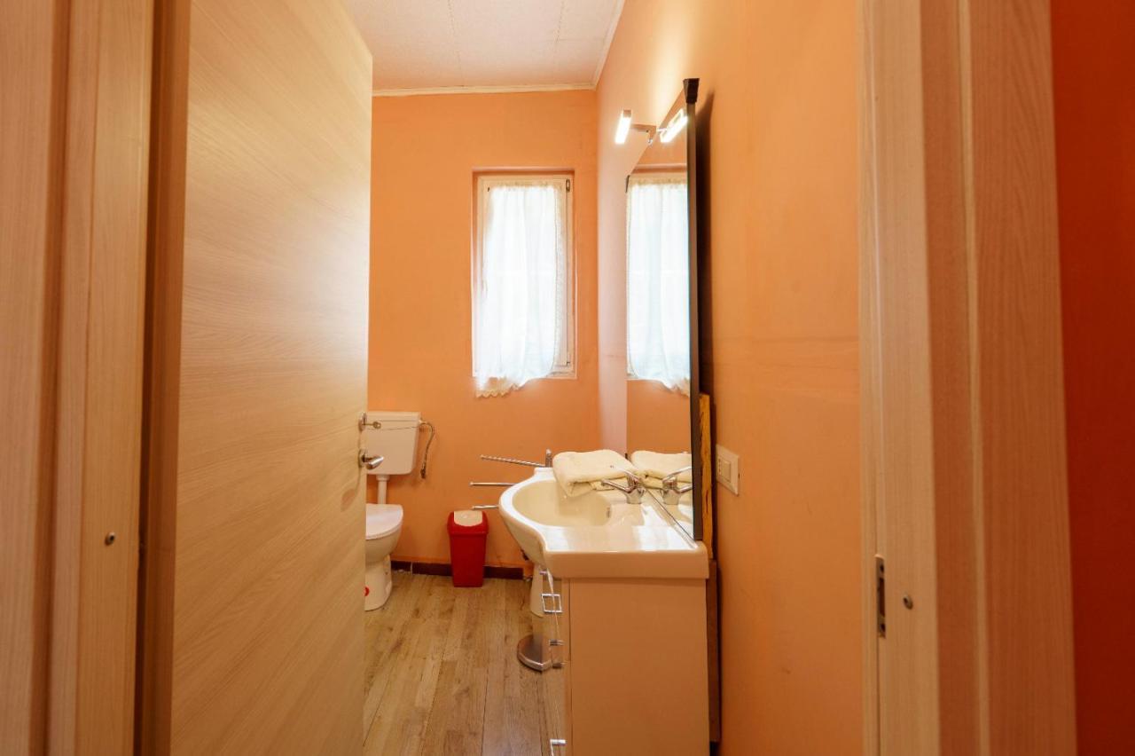 The Orange Housing In Como Exteriör bild