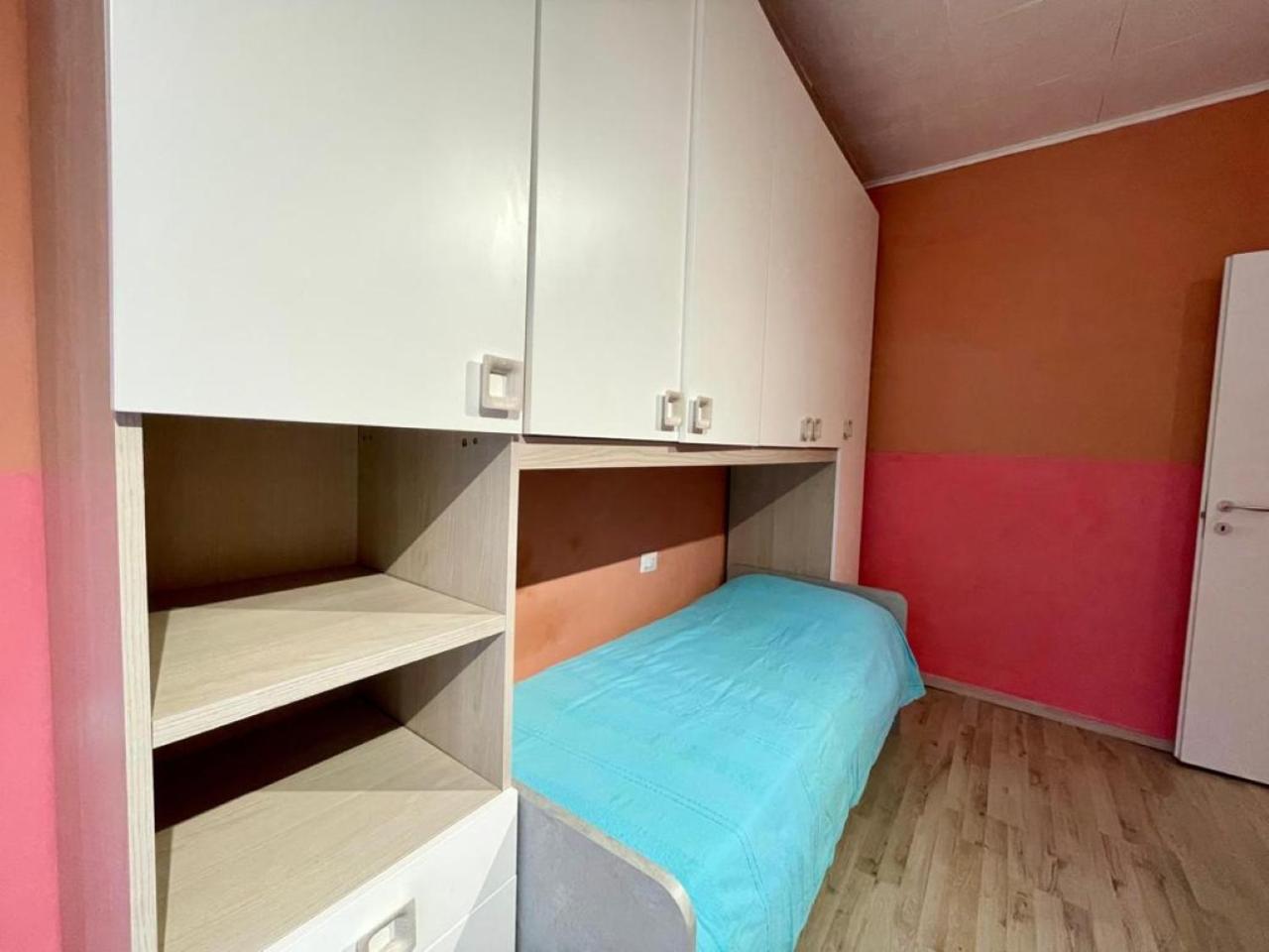 The Orange Housing In Como Exteriör bild